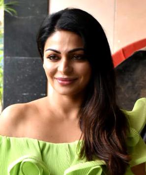 Neeru Bajwa