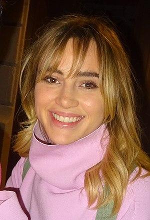 Suki Waterhouse