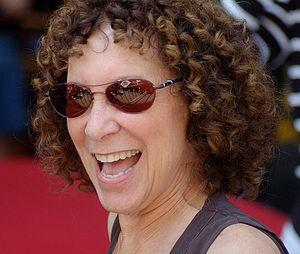 Rhea Perlman