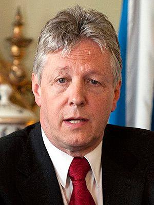 Peter Robinson