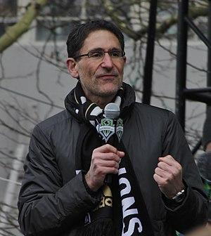 Adrian Hanauer