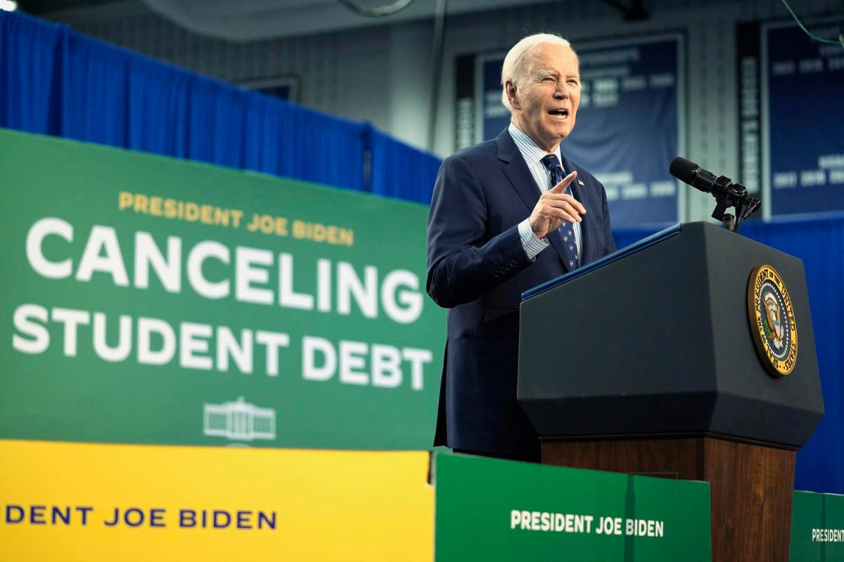 Supreme Court Upholds Block on Biden's SAVE Plan