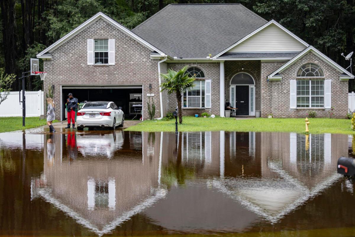 Remnants of Storm Debby Dissipate After Flooding