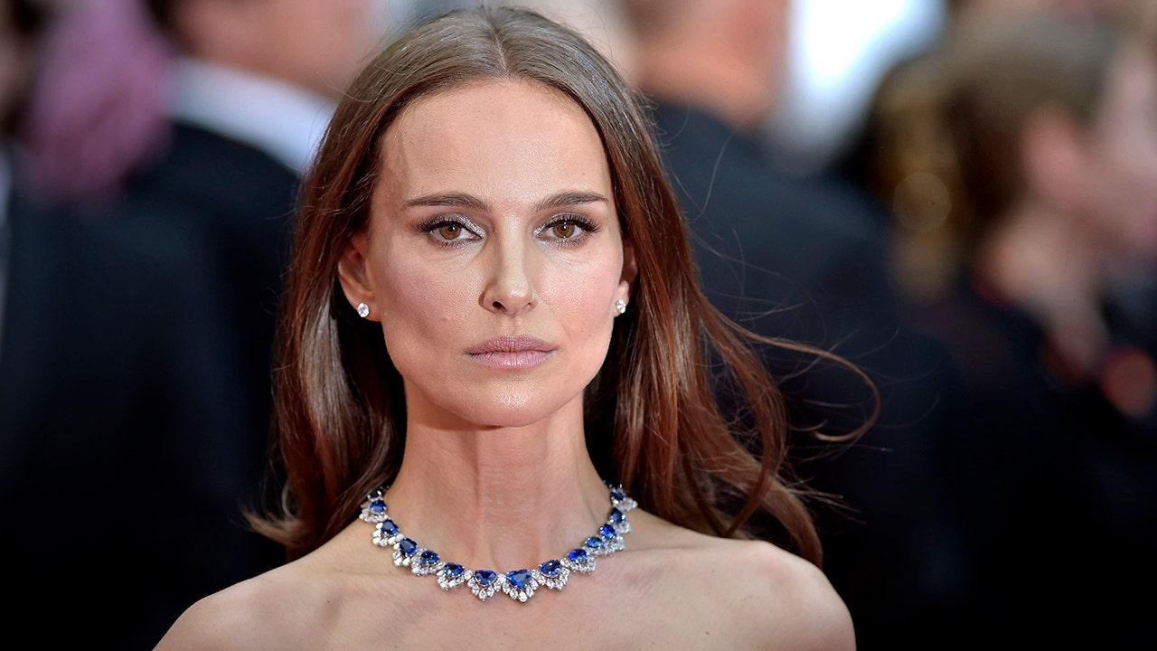 Natalie Portman Praises Rihanna Amid Divorce