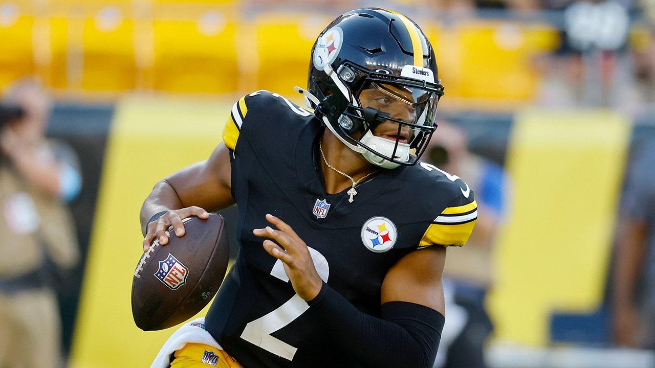 Justin Fields Competes for Steelers' Starting QB