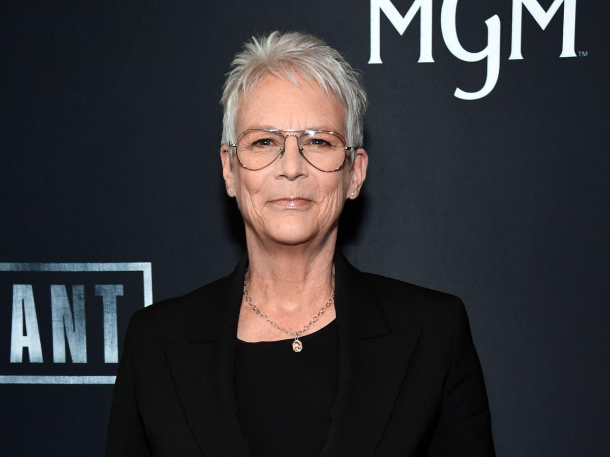 Jamie Lee Curtis Celebrates 25 Years of Sobriety