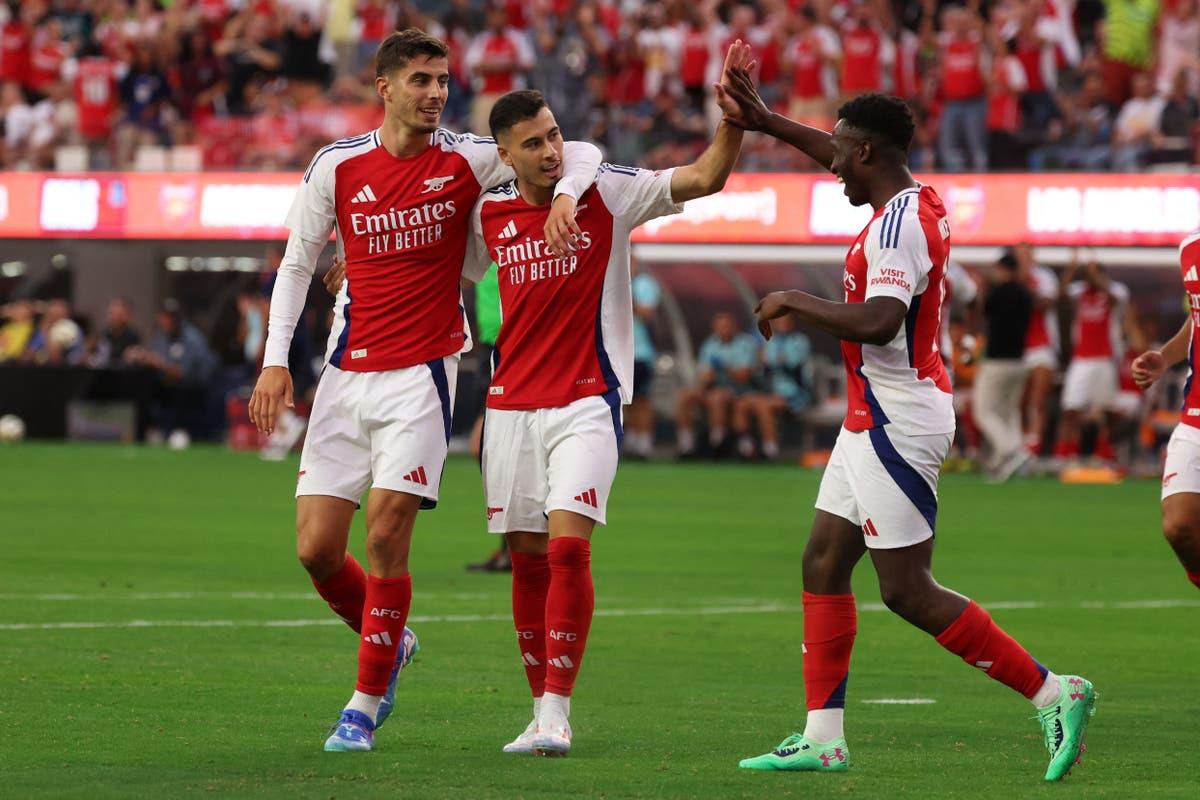 Arsenal Defeats Manchester United in Friendly