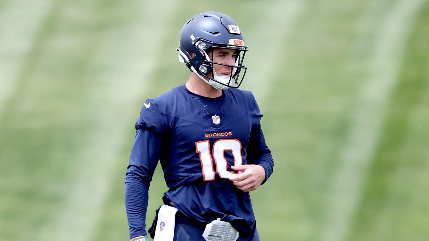 Broncos Training Camp: Bo Nix Competes for Starting Role