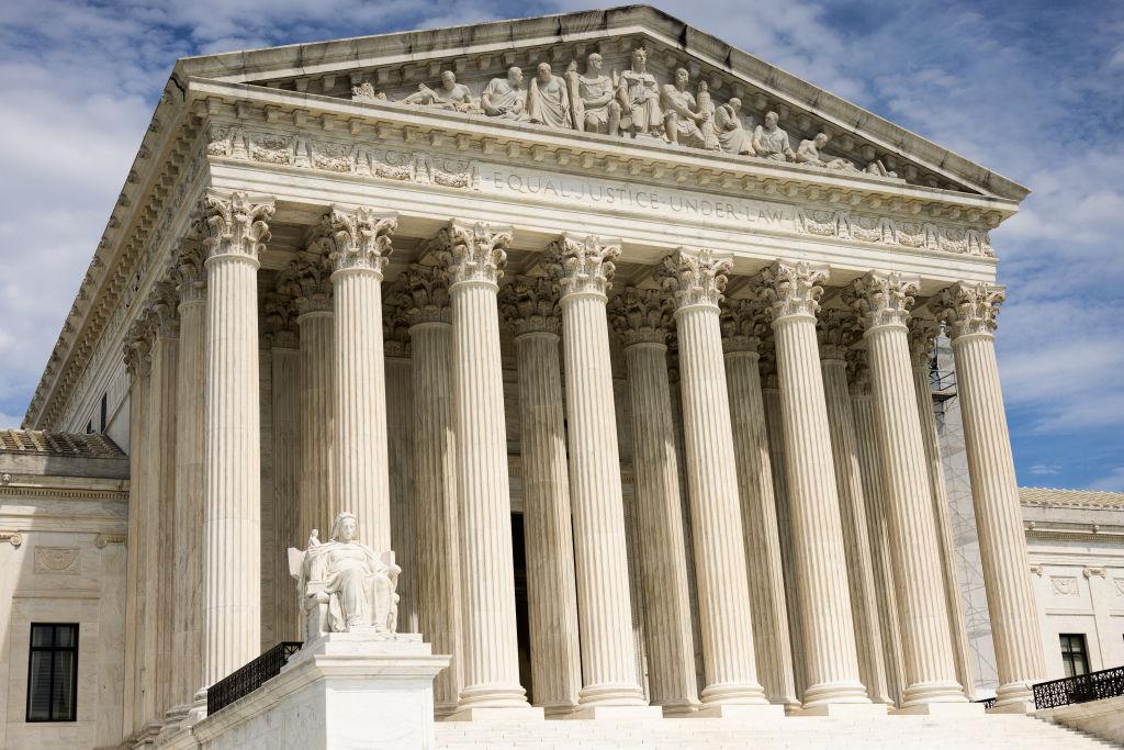 Supreme Court Overturns Chevron Doctrine in Landmark Ruling