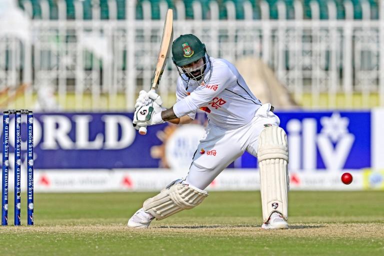 Khurram Shahzad Takes Six Wickets in Test