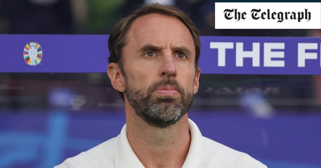 Tom Heaton Warns Fans Over Southgate Resignation