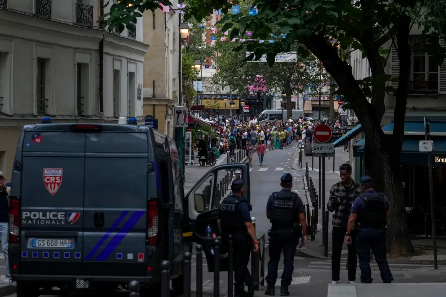 Suspect Detained After Attack on French Synagogue